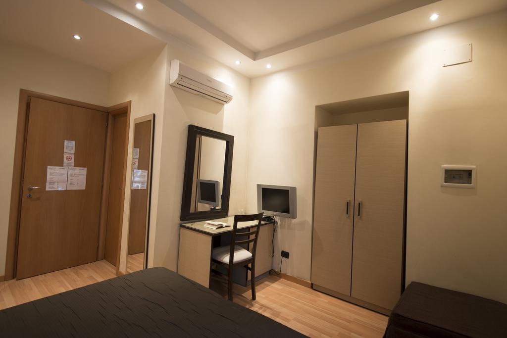 My Rooms Roma Quarto foto